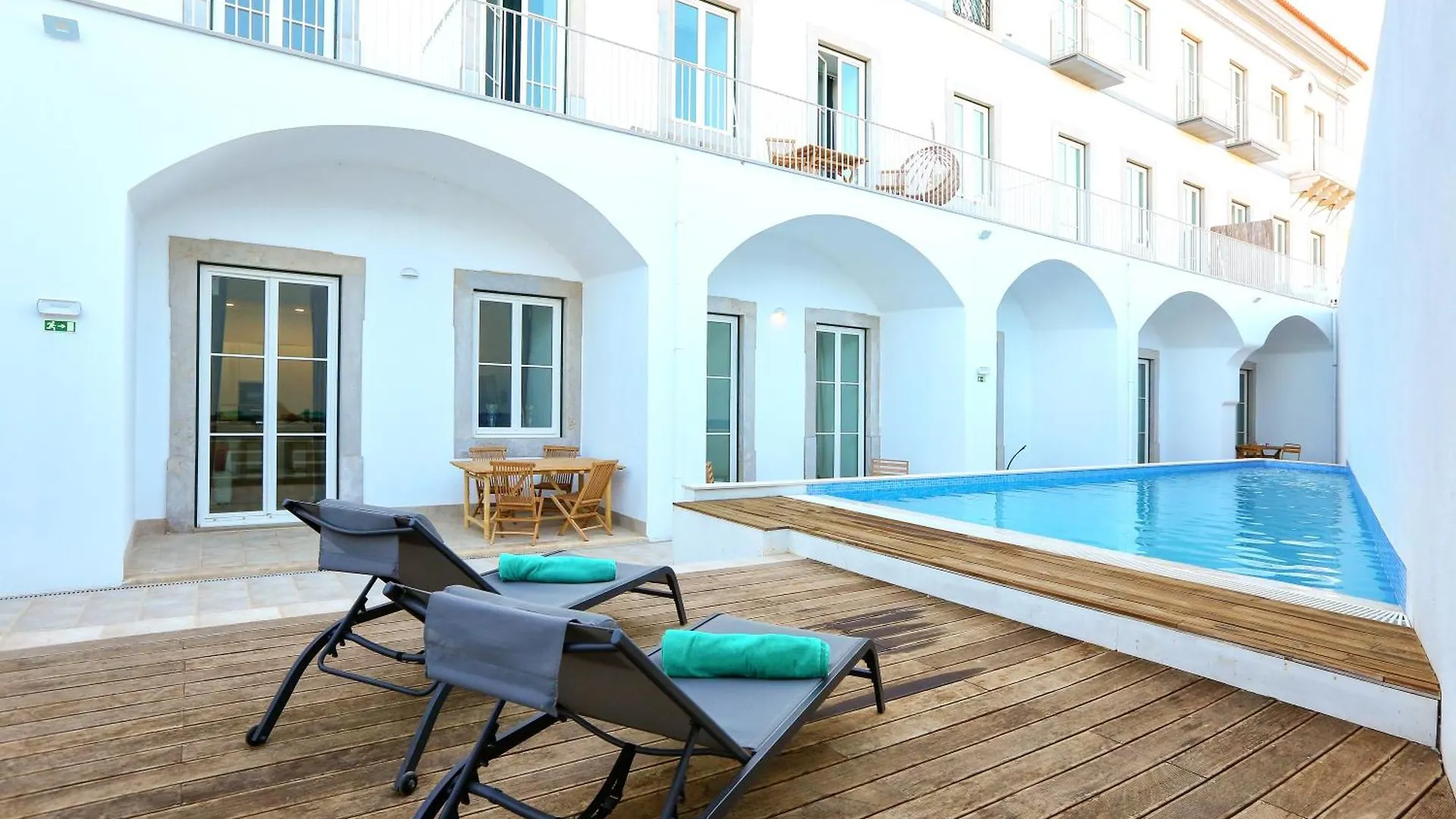 Watermelon Sugar Apartment Faro Portugal